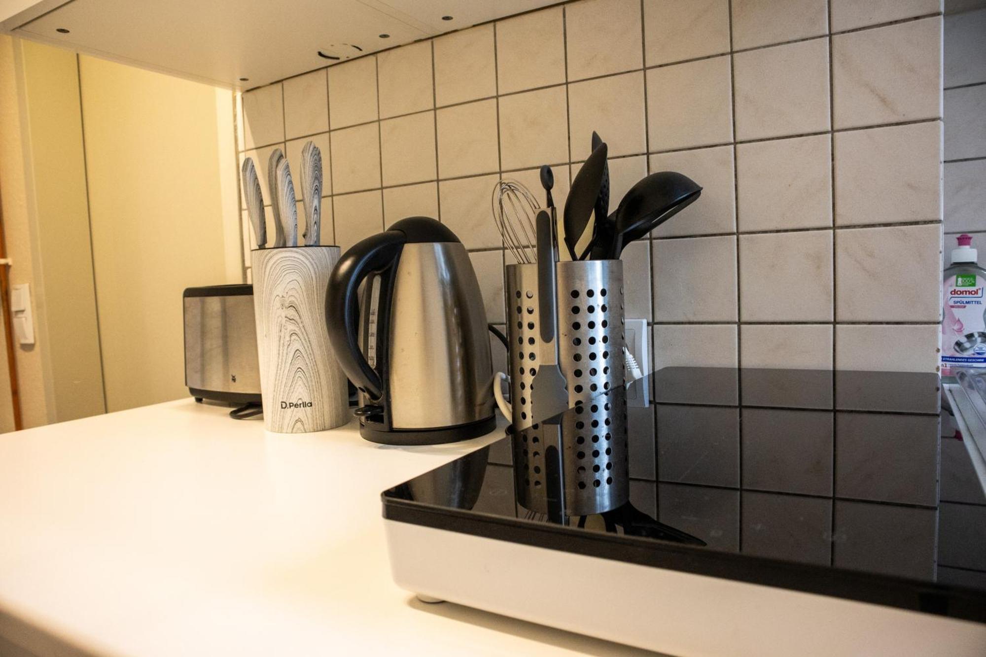 Schoene Wohnung Fuer 4 Gaeste An Der Eilenriede Mit Kostenlosen Parkplaetzen Ανόβερο Εξωτερικό φωτογραφία